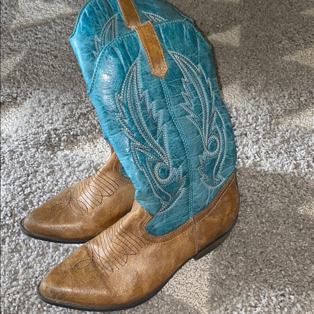 Faux leather cowgirl boots